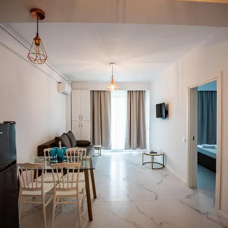 Ozy-lnr Appartement Năvodari